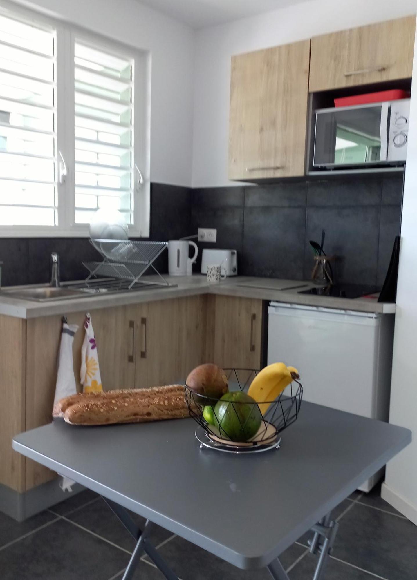 Logements Vue Mer Acces Piscine En Guadeloupe Bouillante Exterior photo